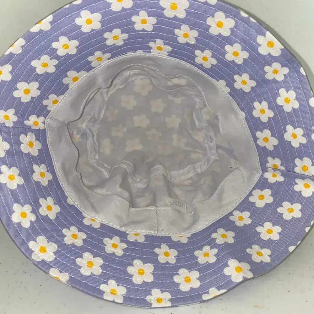 Lavender and white daisy print bucket hat from Ulta